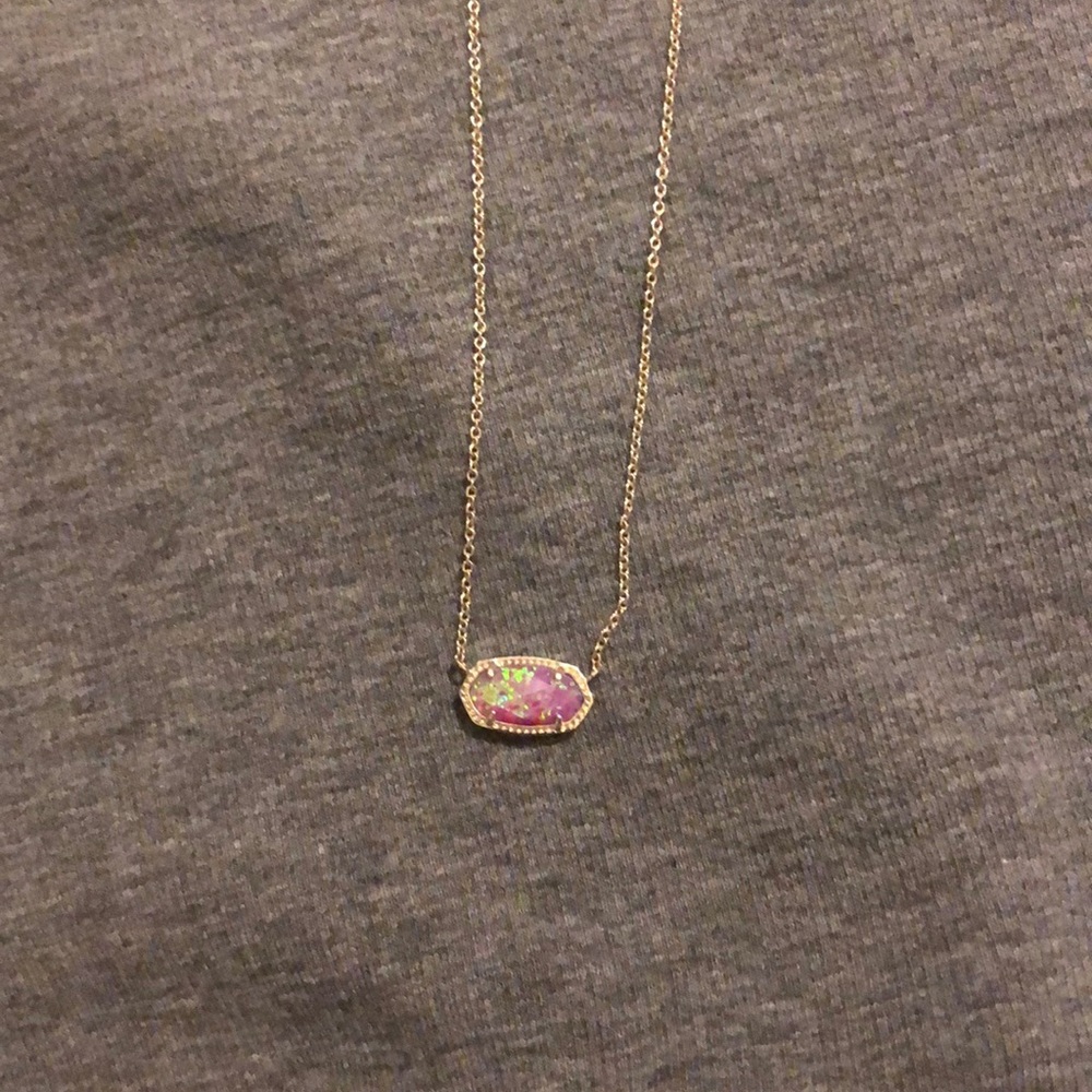 Purple holographic kendra scott necklace!
